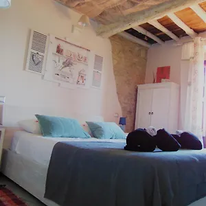 Alojamento de Acomodação e Pequeno-almoço Un Posto Nel Siena