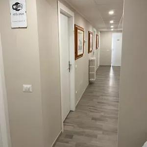 Galla Szálloda Milánó