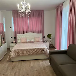 https://casa-adriana.it-lombardy.com