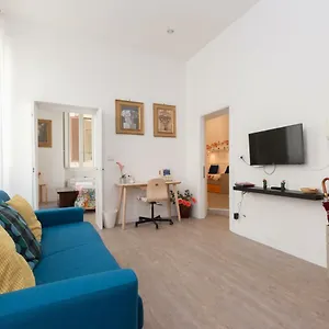 https://locazione-turistica-vittorio-emanuele2.it-romehotels.com